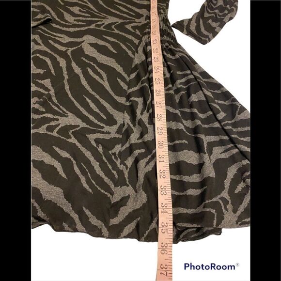 São Paulo Zebra Animal Print Dress Sz 4 - Picture 9 of 9